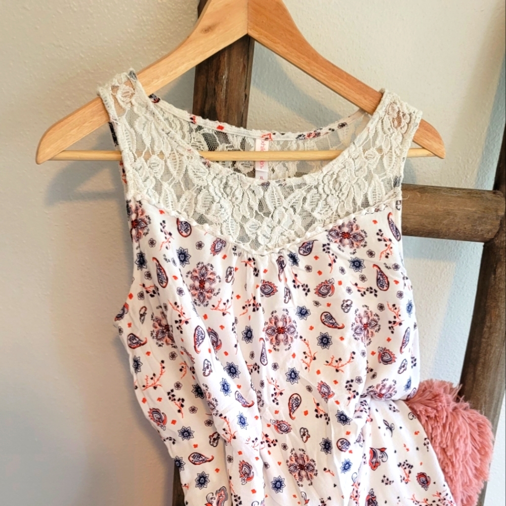 Beautiful short dress 👗